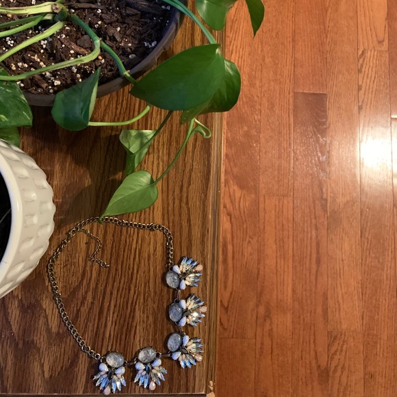 Statement necklace - Picture 2 of 3